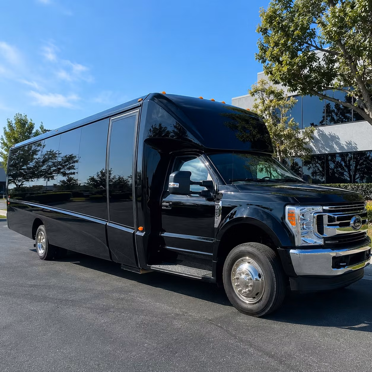 15 passenger minibus