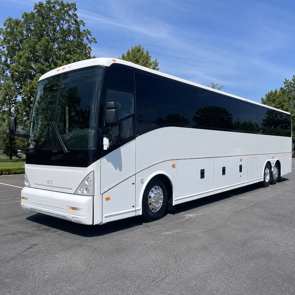 bus rental options for pomona trips