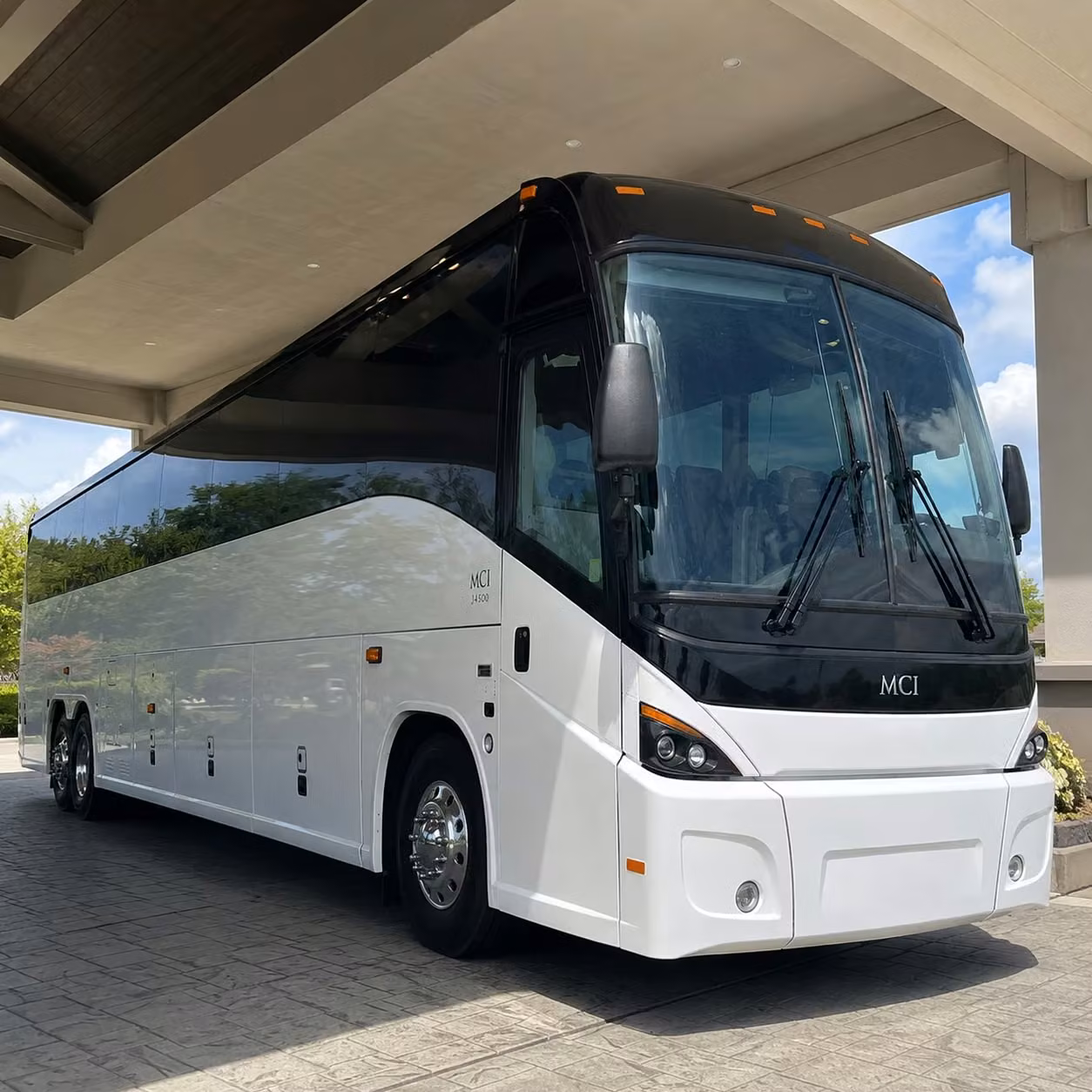 shuttle employees between pomona s corporate campuses and nearby business parks